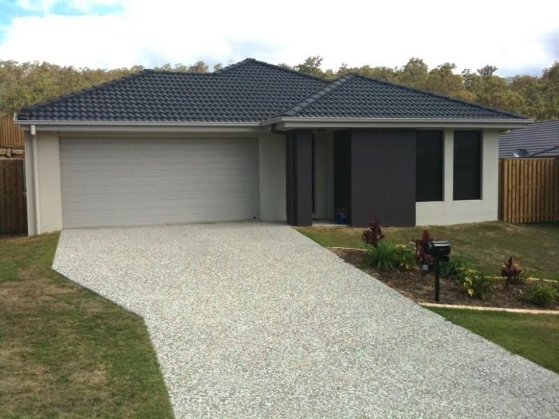 52 Wunburra Circuit, Pacific Pines QLD 4211