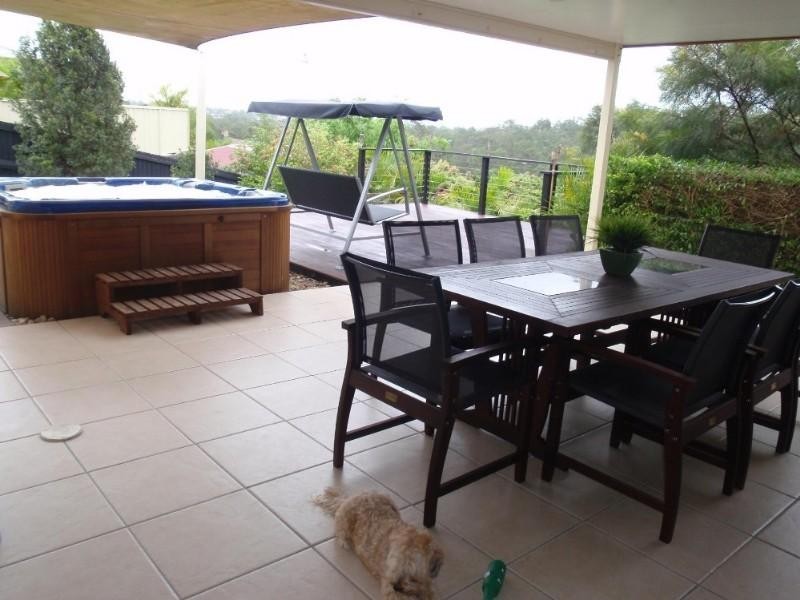 Pacific Pines QLD 4211