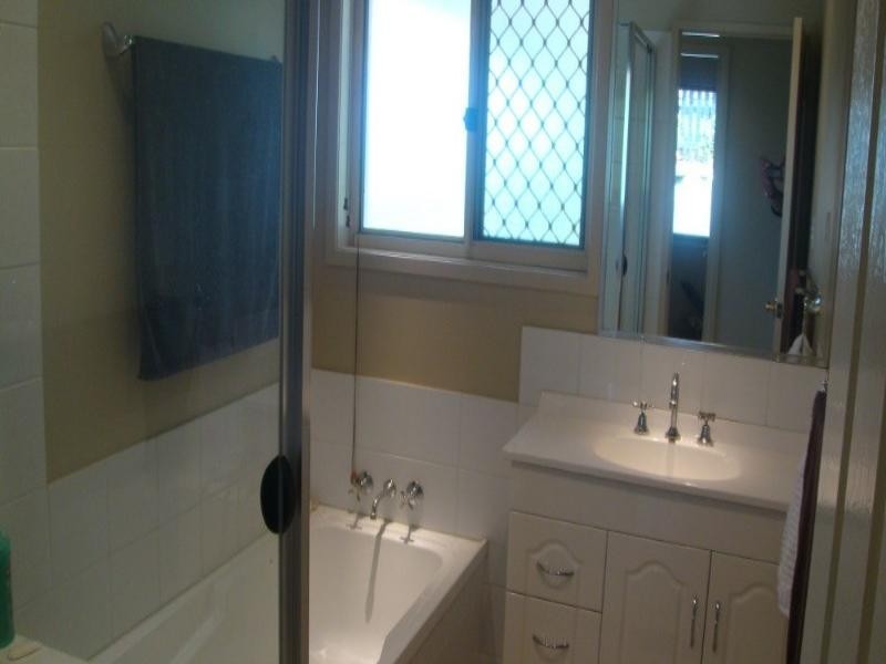 Pacific Pines QLD 4211