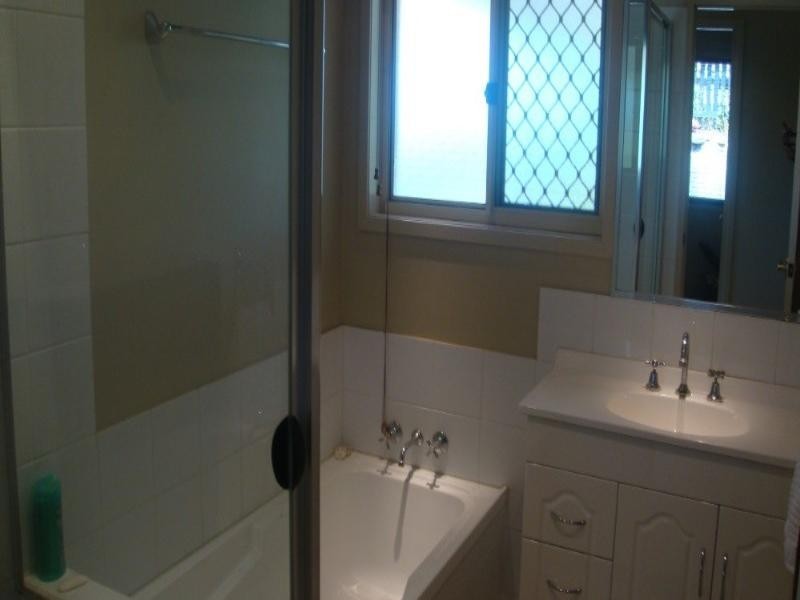 Pacific Pines QLD 4211