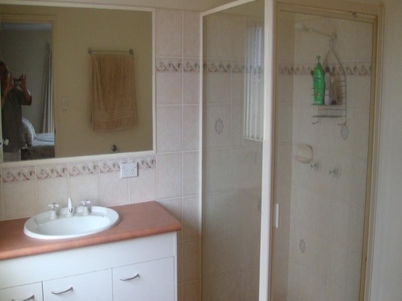 10 Tawanga Close, Pacific Pines QLD 4211