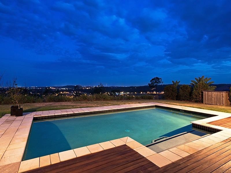 21 Salvado Cresent, Pacific Pines QLD 4211