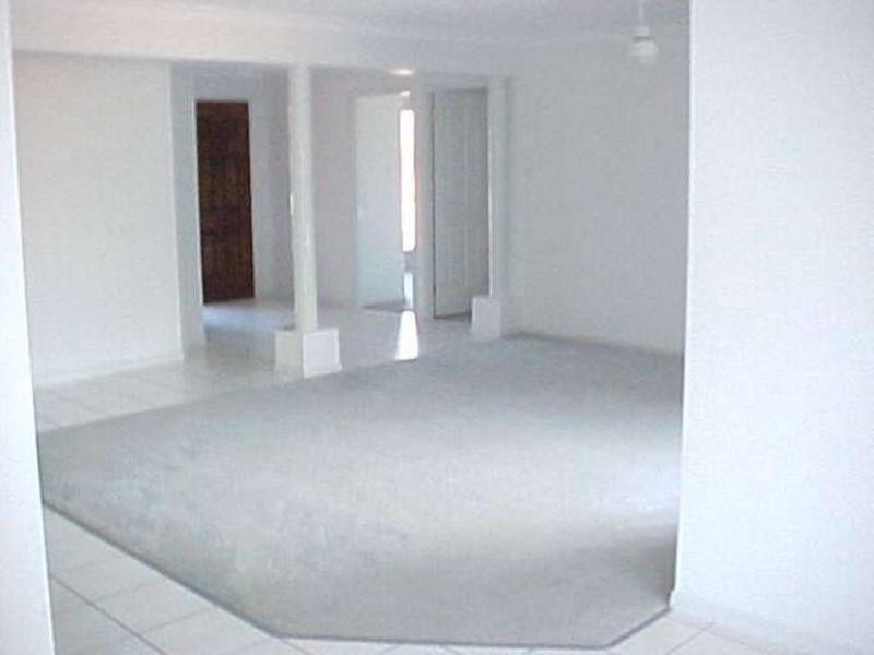 10 Pago Terrace, Pacific Pines QLD 4211