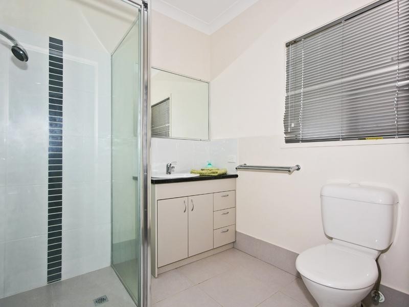17 Angourie Crescent, Pacific Pines QLD 4211