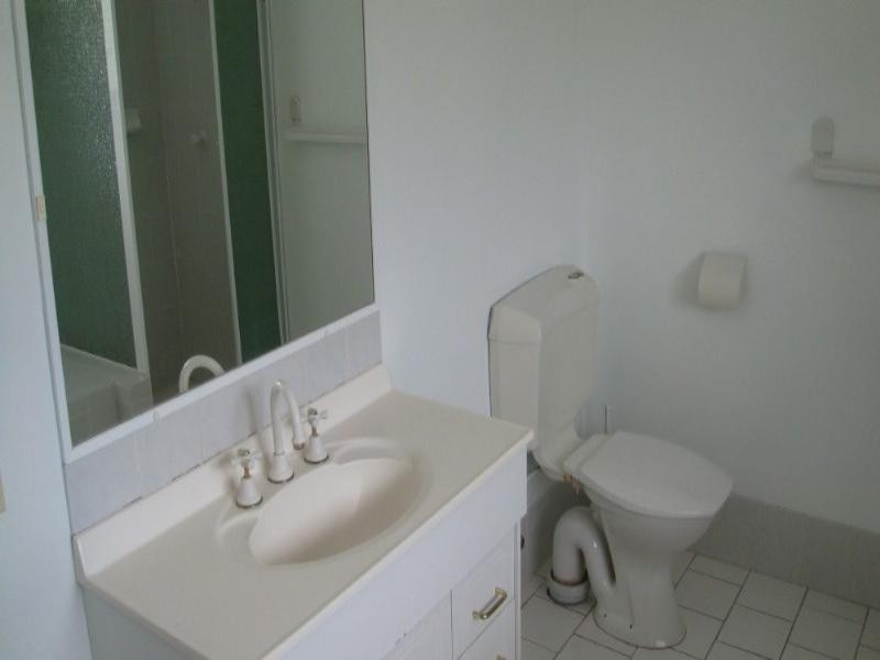 1/14 Liam Court, Labrador QLD 4215