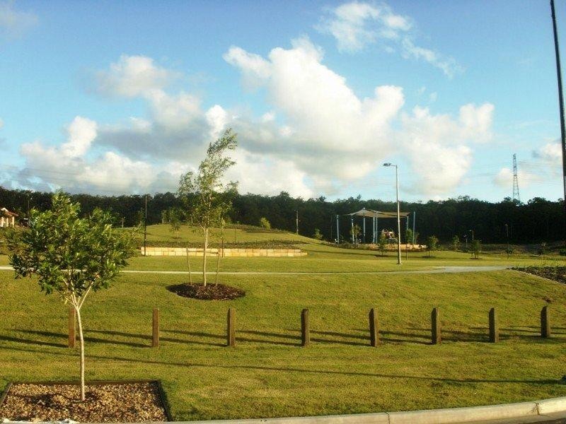 Pacific Pines QLD 4211