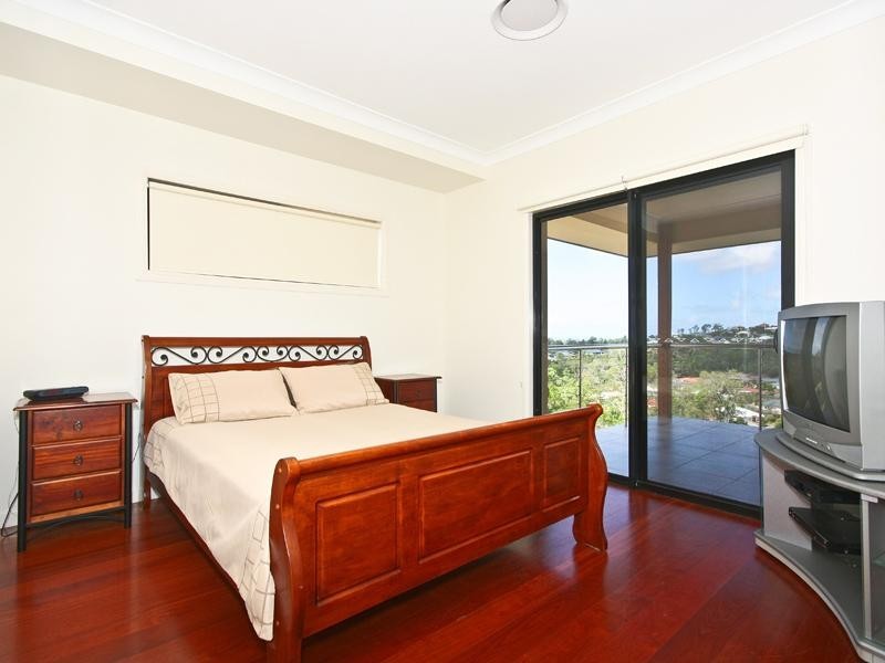 Pacific Pines QLD 4211