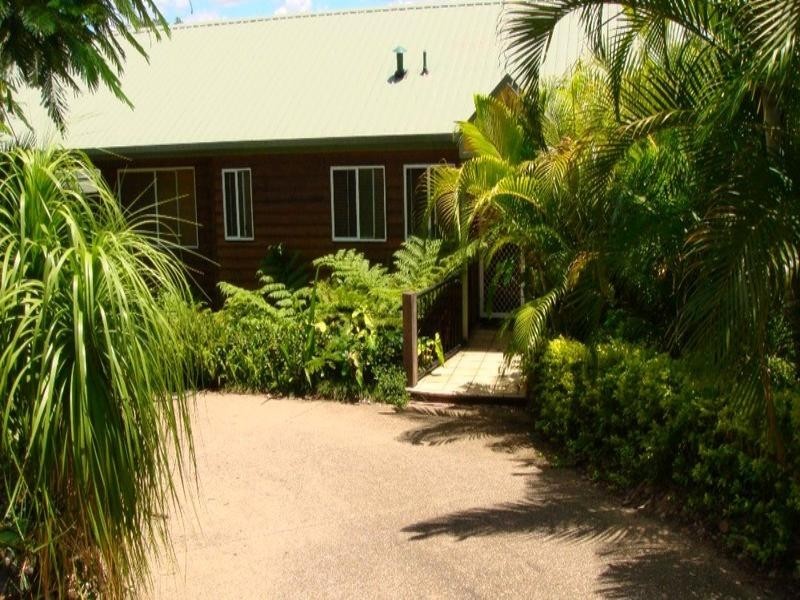 13 Allardyce Crescent, Pacific Pines QLD 4211