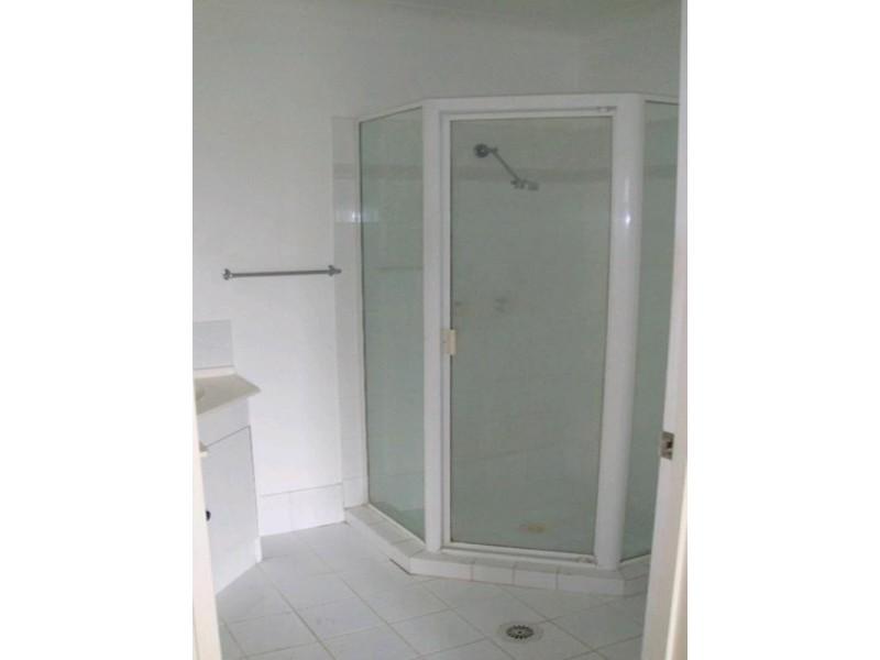 2032/6 Crestridge Crescent, Oxenford QLD 4210