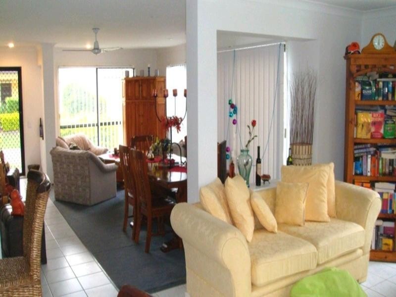 Pacific Pines QLD 4211