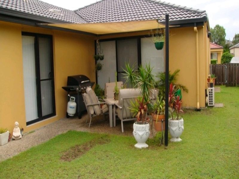 Pacific Pines QLD 4211