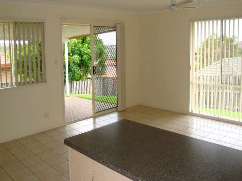 Pacific Pines QLD 4211