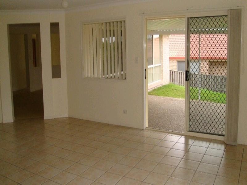 Pacific Pines QLD 4211