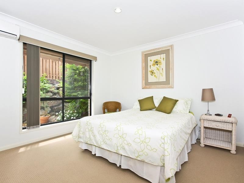 41 Angourie Crescent, Pacific Pines QLD 4211