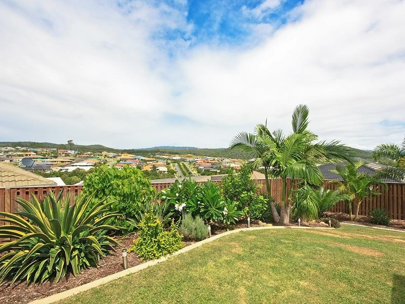 41 Angourie Crescent, Pacific Pines QLD 4211
