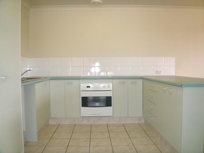 2032/6 Crestridge Crescent, Oxenford QLD 4210