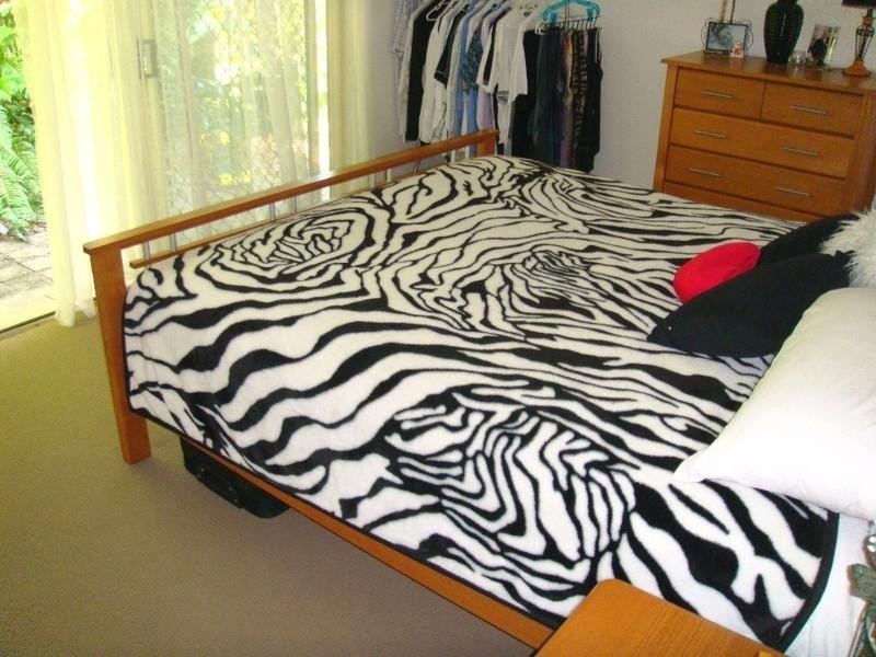 34 Papara Street, Pacific Pines QLD 4211