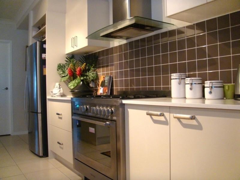 70 Roberts Drive, Maudsland QLD 4210