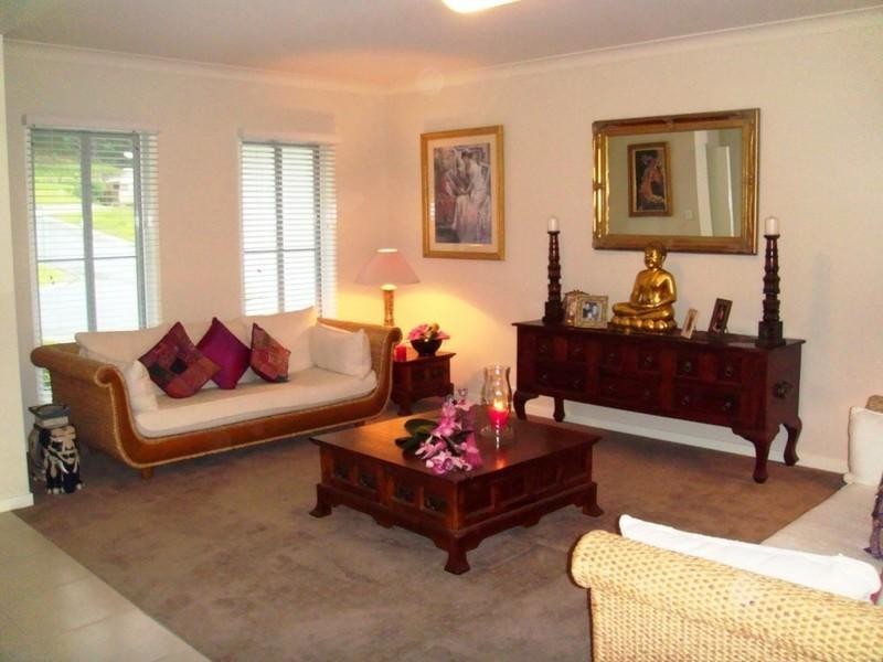 70 Roberts Drive, Maudsland QLD 4210