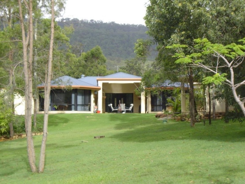 106 Fenwick Road, Canungra QLD 4275