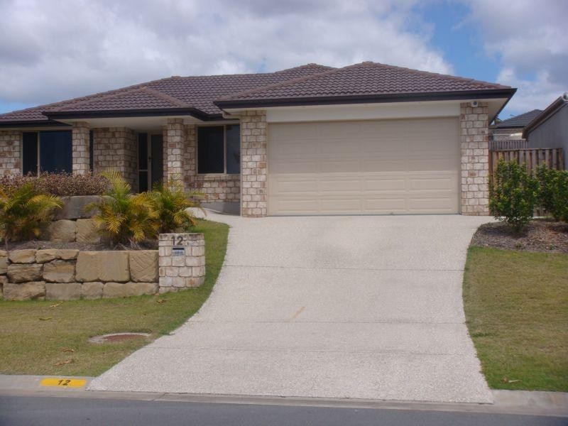 12 Manning Circuit, Pacific Pines QLD 4211