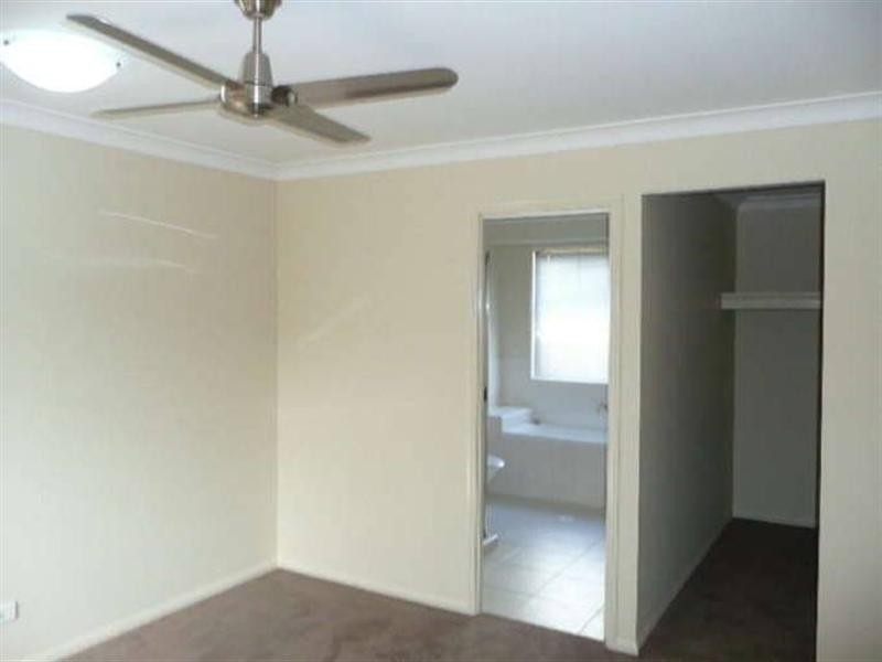 12 Manning Circuit, Pacific Pines QLD 4211