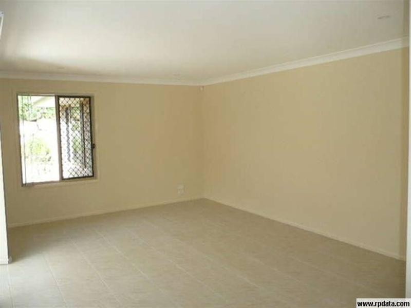 12 Manning Circuit, Pacific Pines QLD 4211