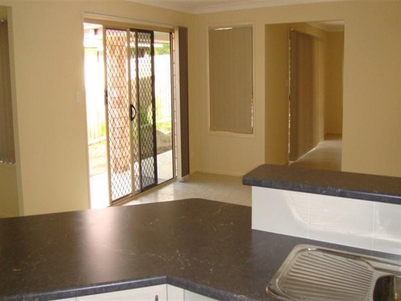 12 Manning Circuit, Pacific Pines QLD 4211