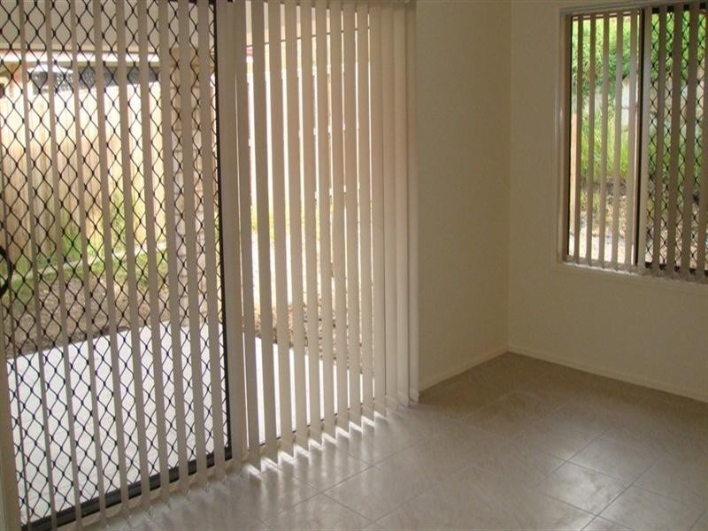 12 Manning Circuit, Pacific Pines QLD 4211