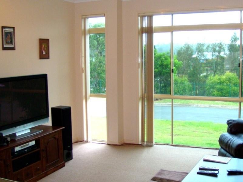 51 Sheffield Circuit, Pacific Pines QLD 4211