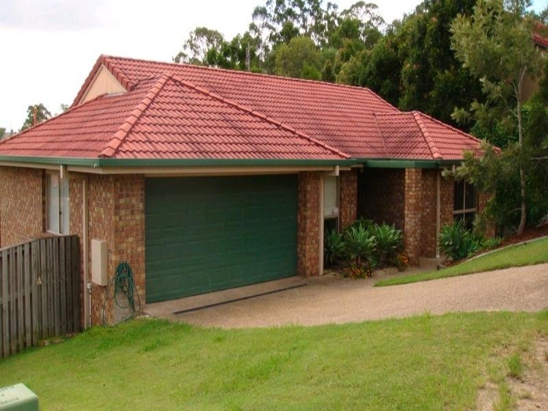 11 Austral Crescent, Pacific Pines QLD 4211