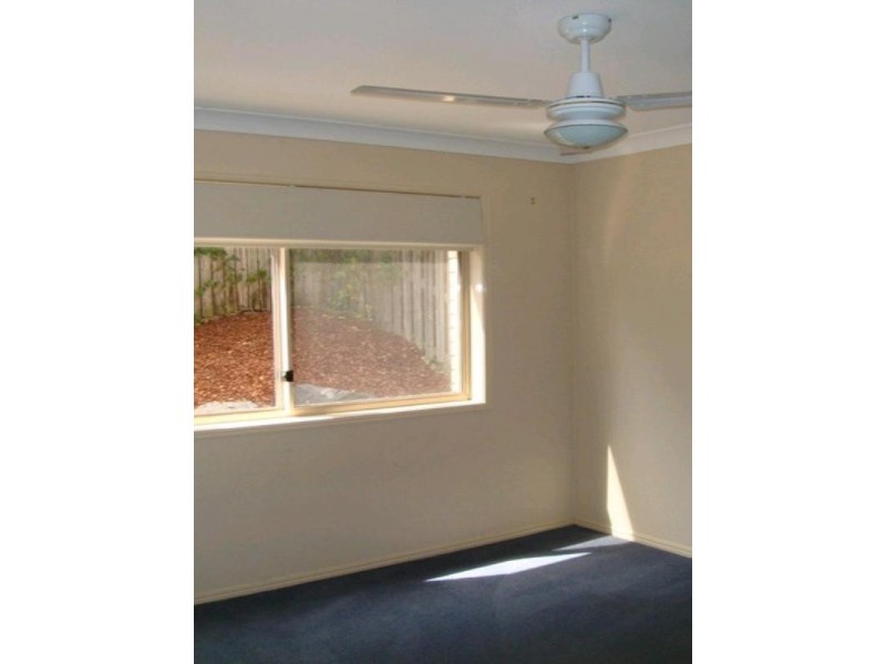 11 Austral Crescent, Pacific Pines QLD 4211