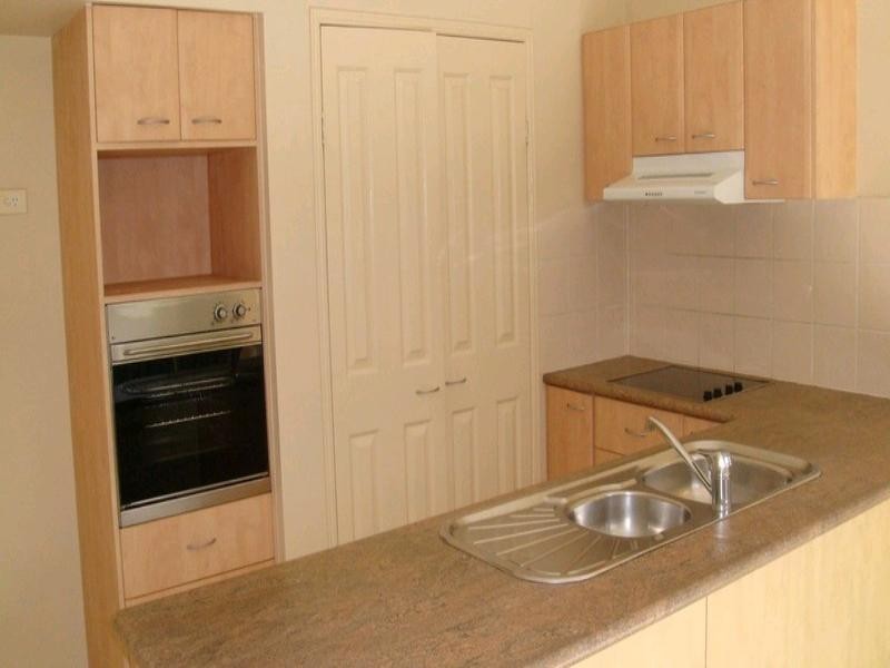 11 Austral Crescent, Pacific Pines QLD 4211