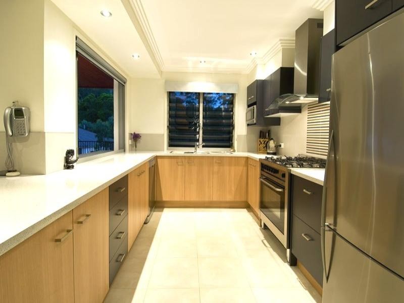 1 James Place, Maudsland QLD 4210