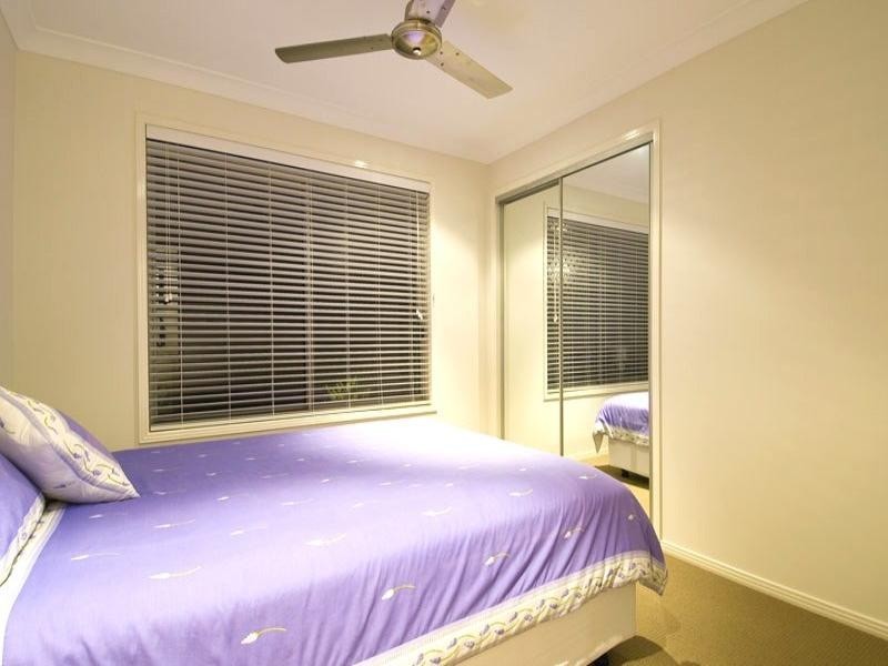 1 James Place, Maudsland QLD 4210