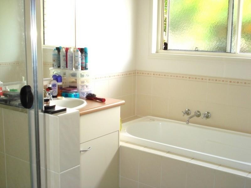 Pacific Pines QLD 4211