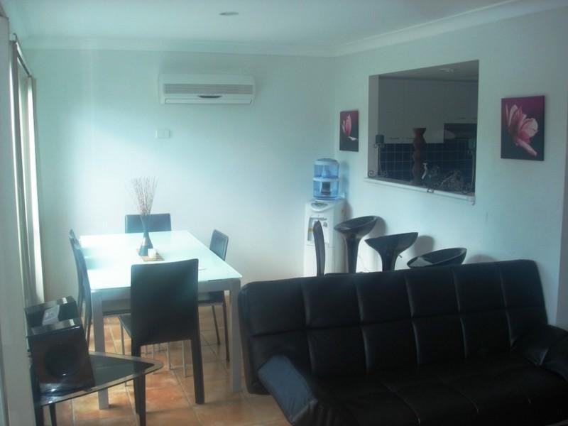 110/31 Archipelago Street, Pacific Pines QLD 4211