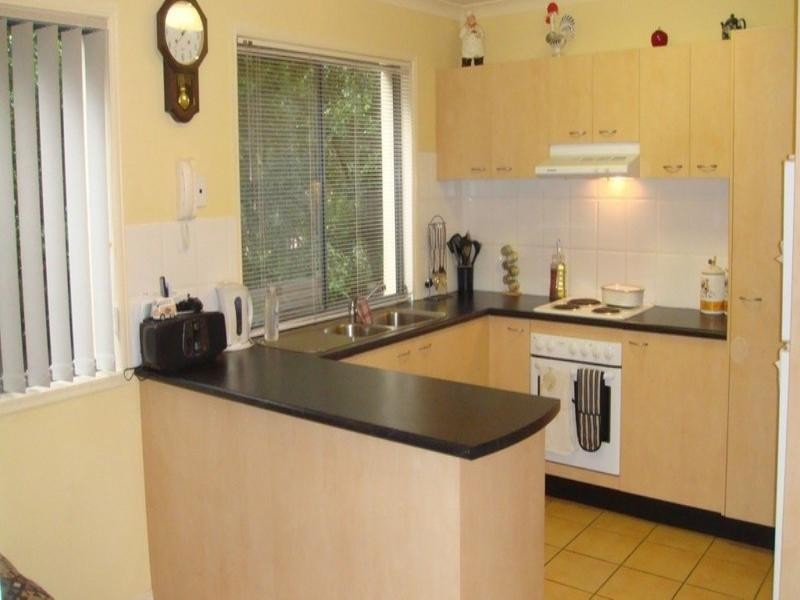 21/1 Santa Isobel Boulevard, Pacific Pines QLD 4211