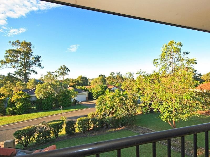 8 McCrae Court, Maudsland QLD 4210