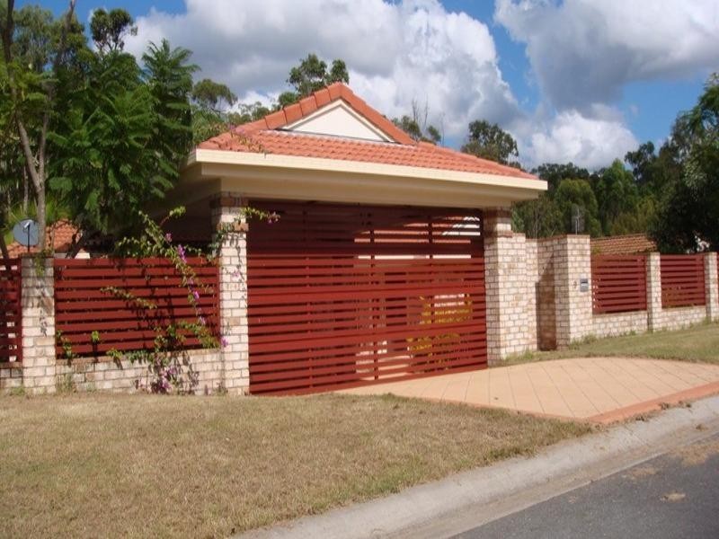 9 Gambier Crescent, Pacific Pines QLD 4211