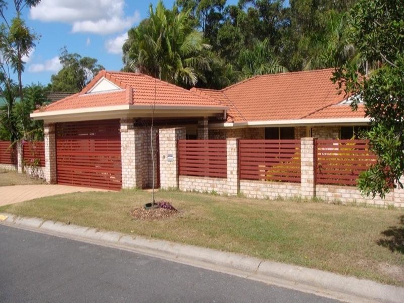 9 Gambier Crescent, Pacific Pines QLD 4211