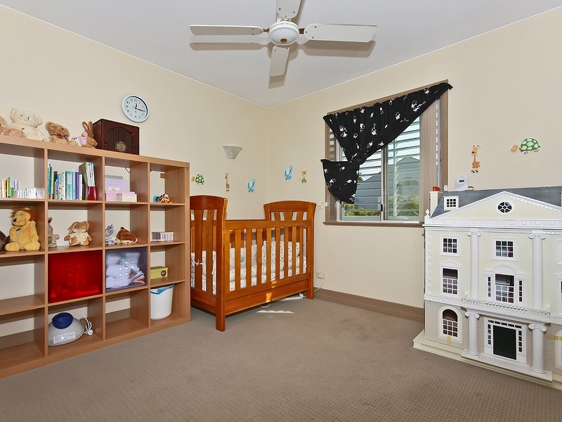24/76 Chichester Drive, Arundel QLD 4214