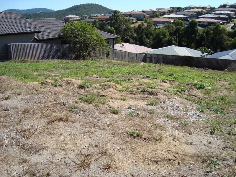 11 Ainslie Street, Pacific Pines QLD 4211