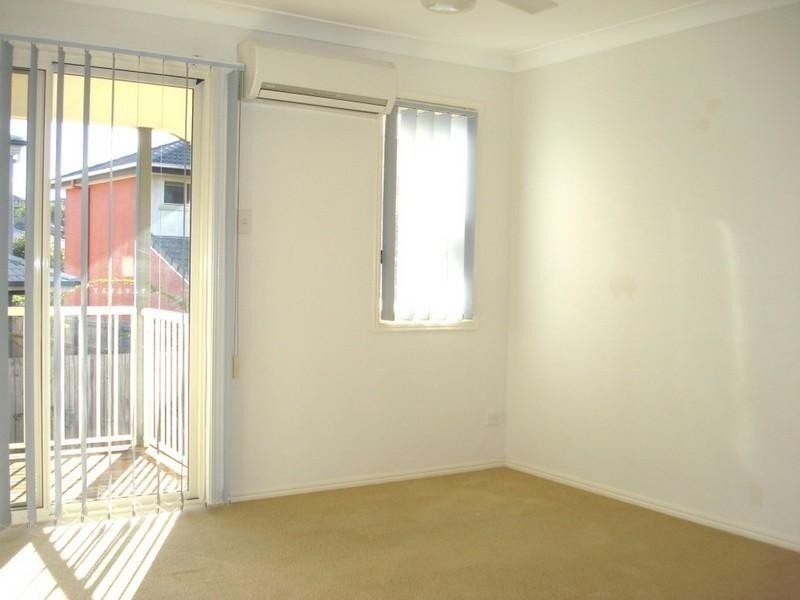 14/31 Archipelago Street, Pacific Pines QLD 4211