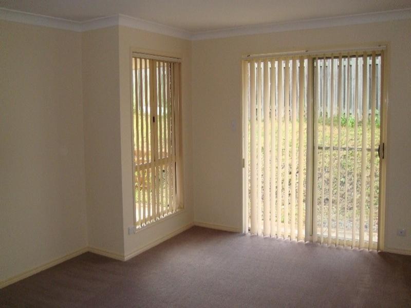 24 Maui Crescent, Oxenford QLD 4210