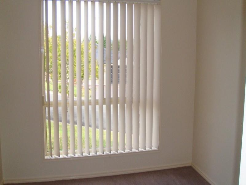 24 Maui Crescent, Oxenford QLD 4210