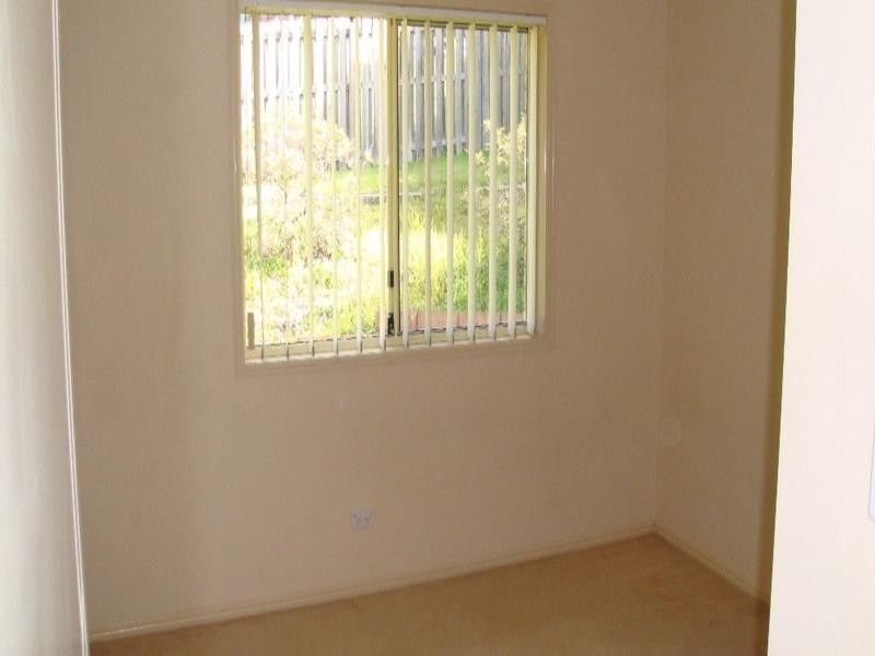 10 Matzia Avenue, Pacific Pines QLD 4211