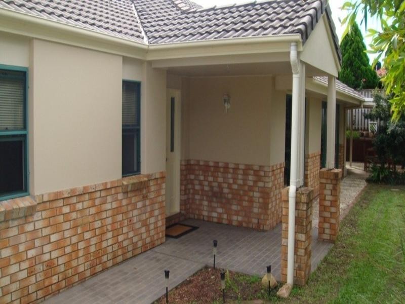 1 Priddeys Road, Robina QLD 4226