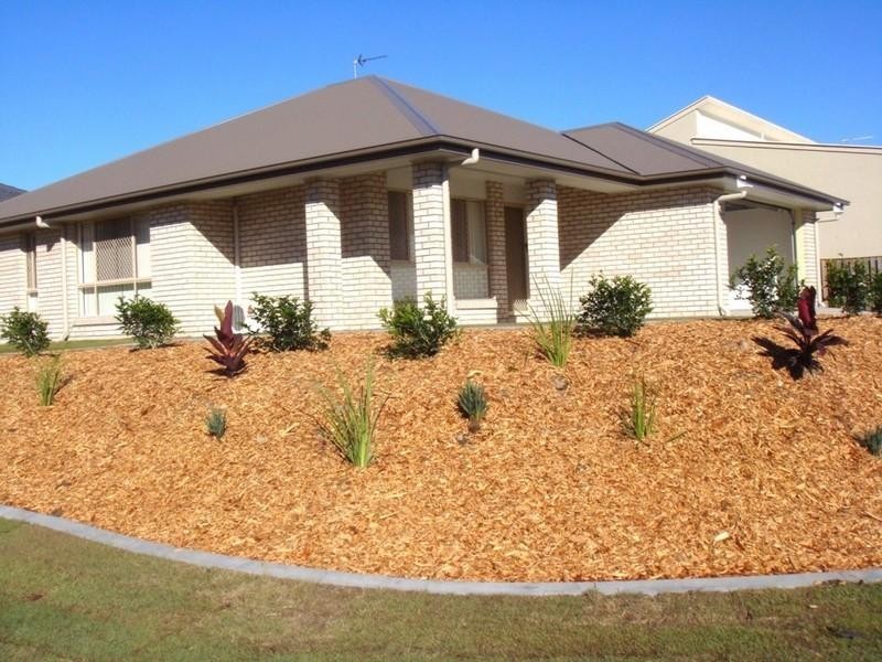 3 Lennox Street, Pacific Pines QLD 4211