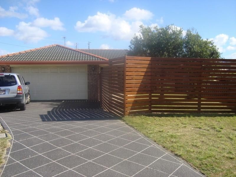 15 Maui Crescent, Oxenford QLD 4210